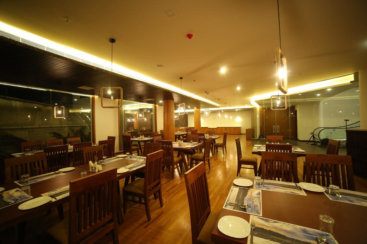 Woodies Bleisure Hotel Kozhikode Extérieur photo